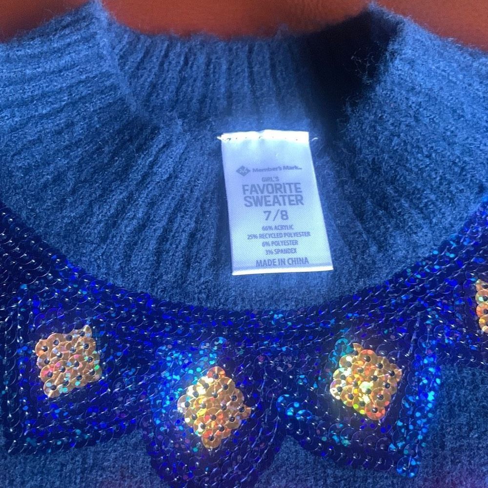- Girls Sweater - Picture 3 of 7